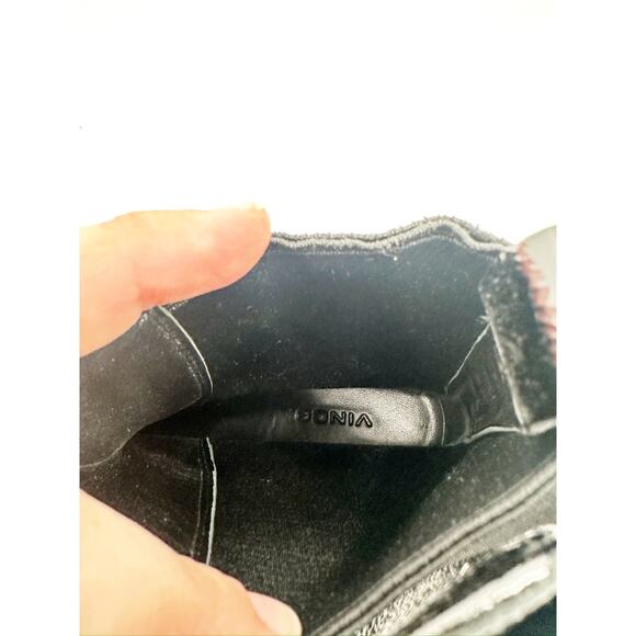 Vince Cecyl Black Patent Leather Chelsea Ankle Boots Women’s Size 6M - Picture 6 of 6